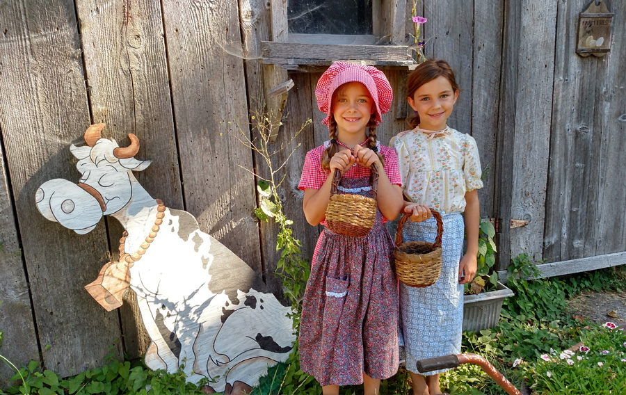 Girls Scouts Only: Pioneer Girls Early Settlers