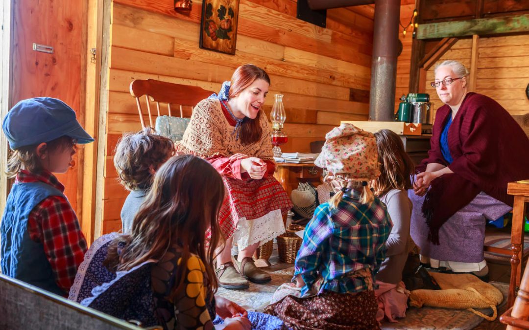 karen teaching kids at Hunton Farm