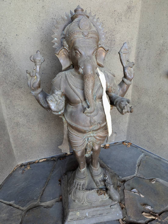 Ganesh statue