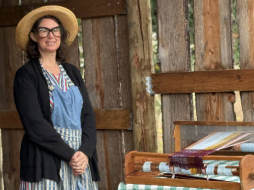 Liza and the loom